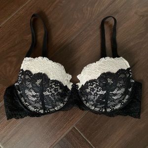 Victoria’s Secret VS Dream Angels Lace Demi Bra in Black and Cream 34B EUC